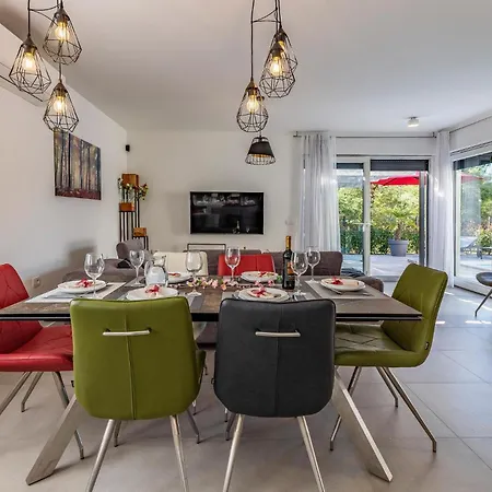 Beautiful In With Wifi Holiday home Medulin