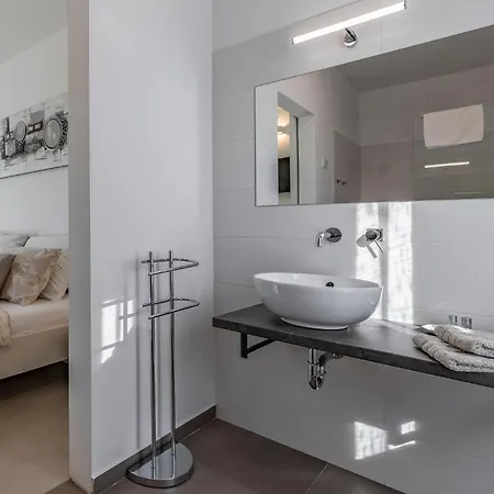 Beautiful In With Wifi Holiday home Medulin